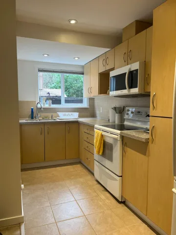 Garden suite on Lynn Valley
